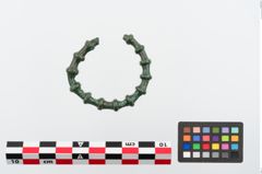 Foto von Bronzeknotenarmreif (NHMW-PRAE-024313)